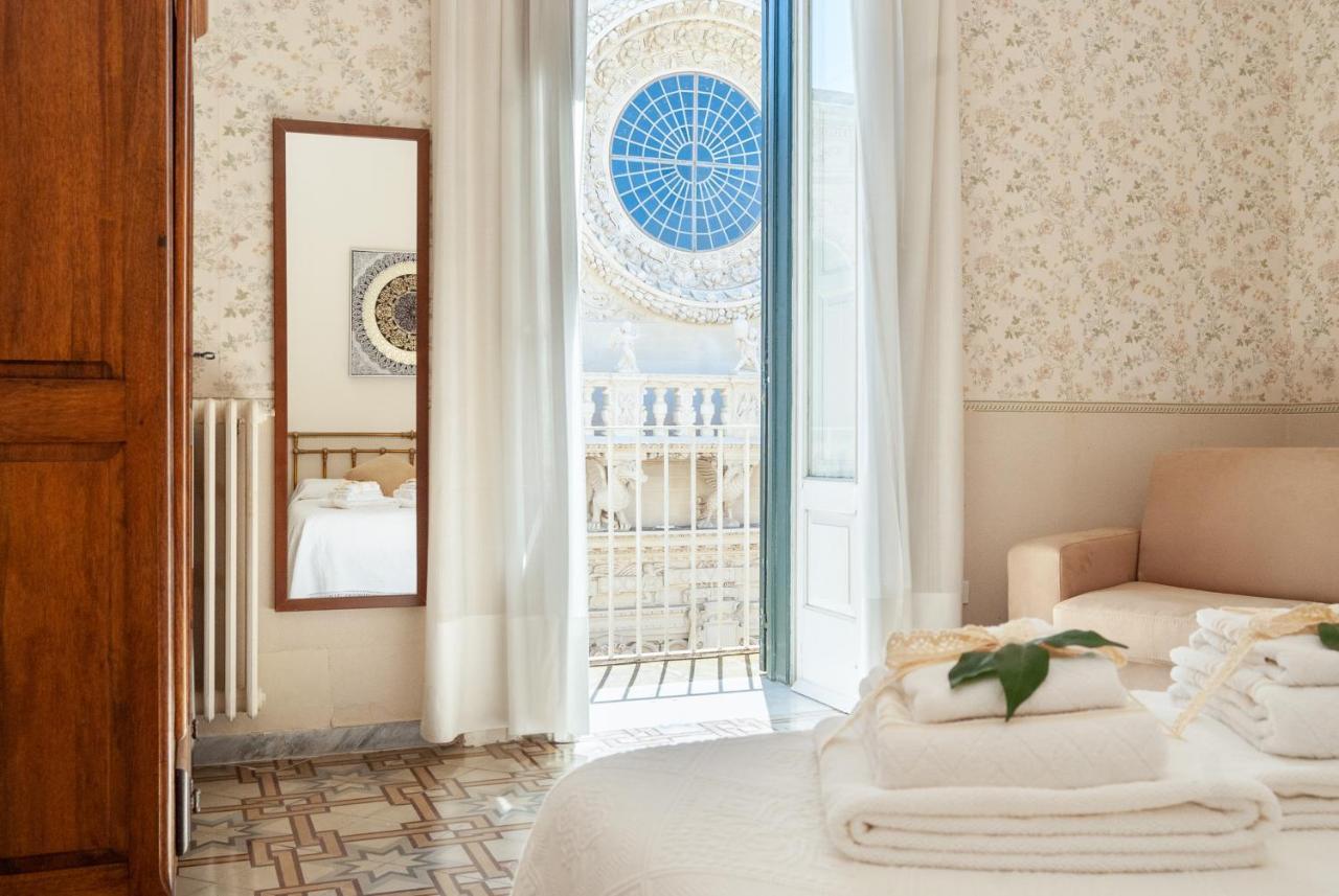 B&B Risveglio Col Rosone Lecce Exteriör bild